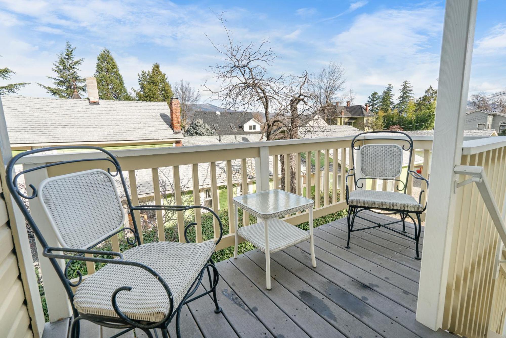 Pioneer Vacation Rentals - Pioneer North Suite Downtown Ashland Luaran gambar